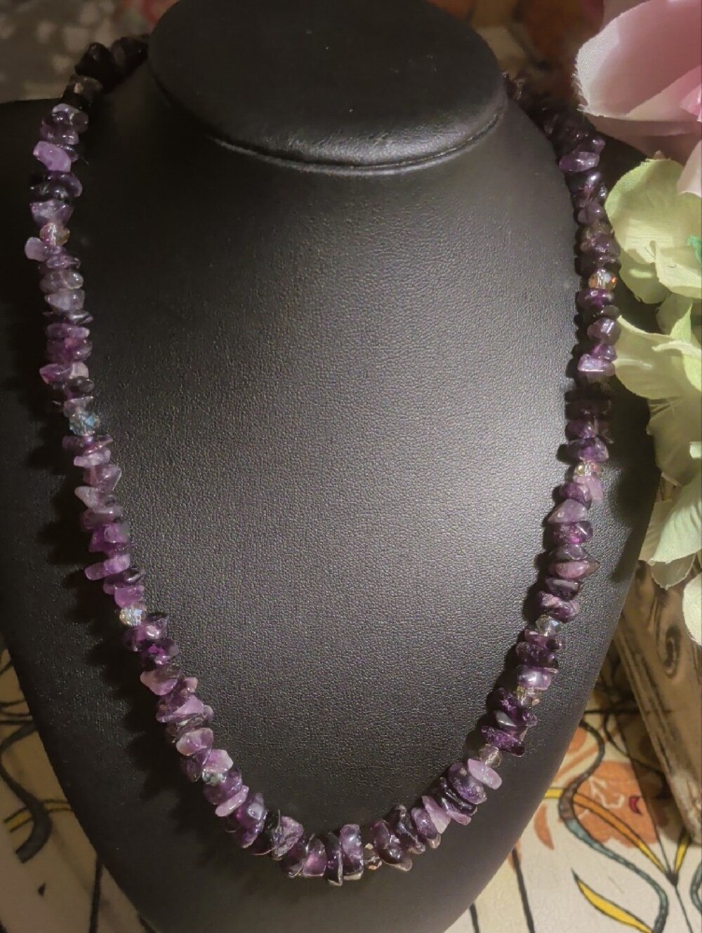 Lavender And Purple Amethyst Chip Necklace Magnetic Clasp 20" Long, 48g Weight